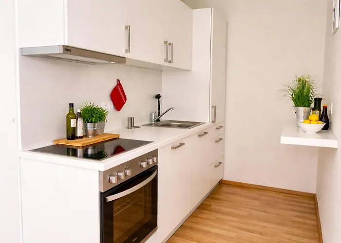 55 M2 Stylish With Balcony & Free Parking アパート *
